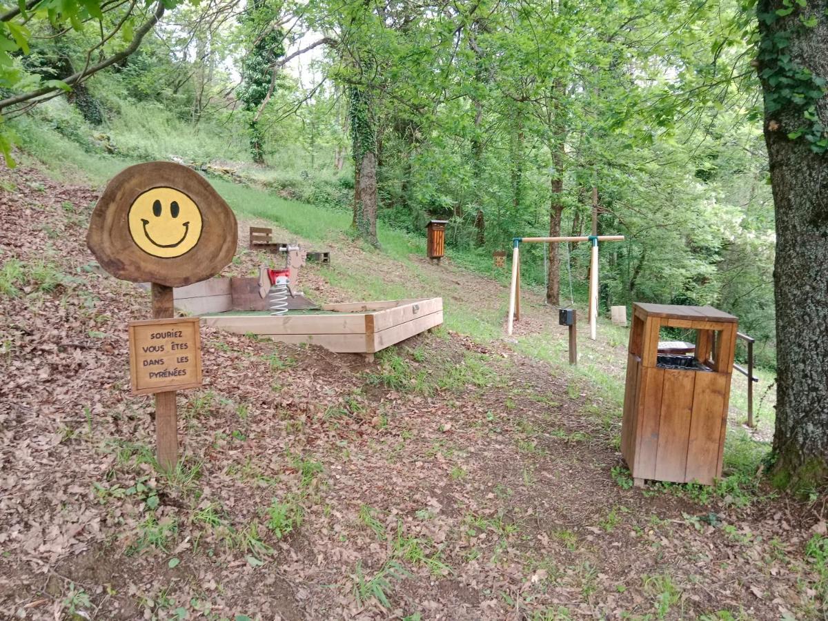 Les Gites Axeens Ax-les-Thermes Bagian luar foto
